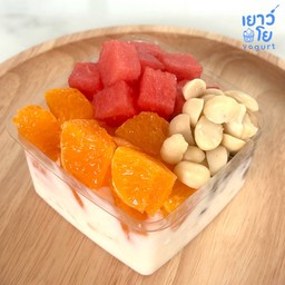 โยเกิร์ต + ส้ม + แตงโม + แมคคาเดเมีย
