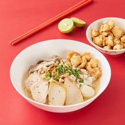 เตี๋ยวน้ำใสหมูทรงเครื่องน้ำพริกกากหมู.