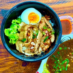 ข้าวหน้าหมู นวลๆ