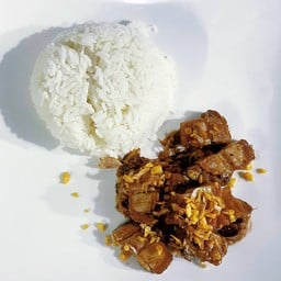 ข้าวกระเทียมพริกไทย