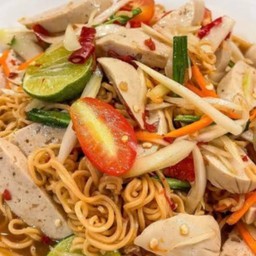 ตำมาม่าหมูยอ