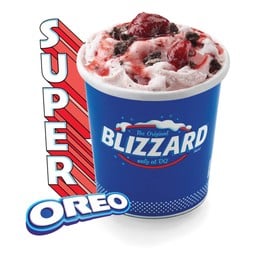 ไอศกรีม บลิซซาร์ด® ซูเปอร์ สตรอเบอร์รี่ โอรีโอ้ ไซส์ XL