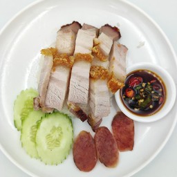 ข้าวหมูกรอบ