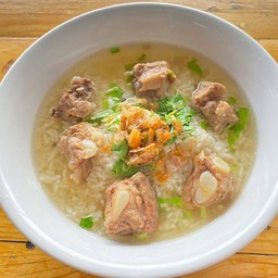 ข้าวต้มกระดูกอ่อน
