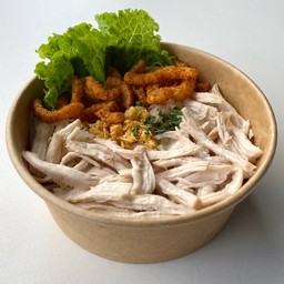 เส้นหมี่ไก่ฉีกน้ำพริกกากหมู