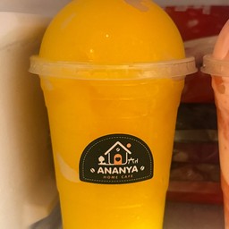 สับปะรดปั่นสมูตตี้