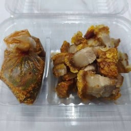 หมูกรอบจิ้มแจ่ว