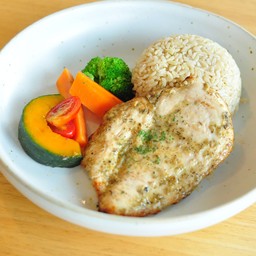 BREAST CHICKEN FITMEAL ฟิตมีลอกไก่ย่าง
