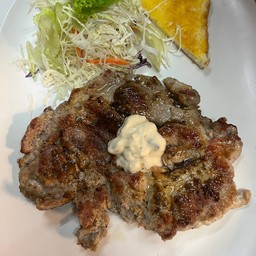 สเต็กเนื้อ