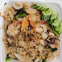 ข้าวผัดทะเล