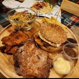 The nice house steak bar