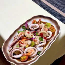 เหลาปลาร้ากุ้งหมึกหมูยอ