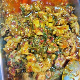 พริกแกงคั่วไก่