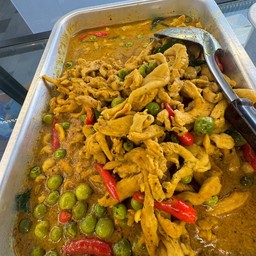 แกงคั่วกะทิไก่