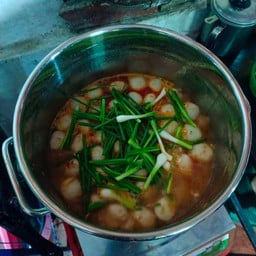 ขนมจีนน้ำยา $เกี๊ยวทอด byสายน้ำ