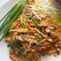 ผัดไทหมู