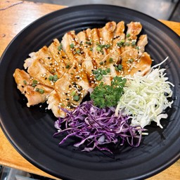 หมูสันนอกย่าง