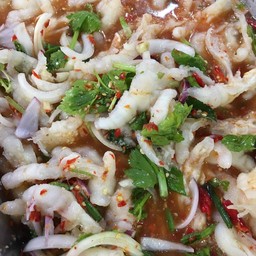 ยำเล็บมือนาง