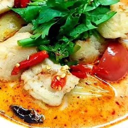 ต้มยำปลาดอลลี่ (มีทั้งน้ำข้น และน้ำใสระบุเลย)