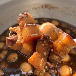 พะโล้หมูสามชั้น (ไข่ไก่)