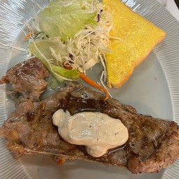 พอร์คช็อปติดกระดูก