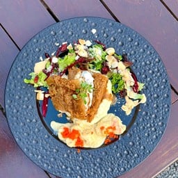 สเต็กปลาดอลลี่ทอดซอสคาโบนาร่ากุ้งไข่กุ้ง