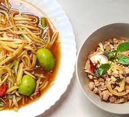 ตำปูปลาร้า & ลาบไก่แซ่บ