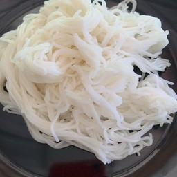เส้นขนมจีน