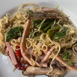 หมี่สามสหาย