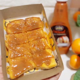 ขนมปังปิ้ง ซอสคาราเมล