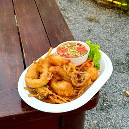 ส้มตำทอดรวมทะเล