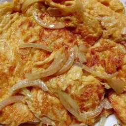 ข้าวหน้าไข่เจียวหอมใหญ่+น้ำพริกกะปิ