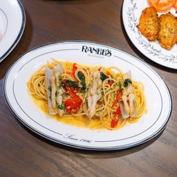 Razor clam pasta