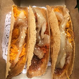 ขนมเบื้องแม่สอนบุญ รัชดา ประชาชื่น