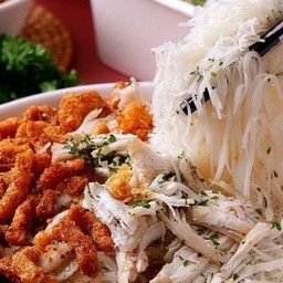 หมี่ไก่ฉีก goodboy