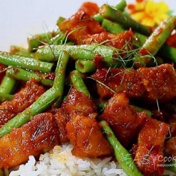 ผัดพริกแกงหมูตุ๋น