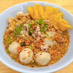 ก๋วยเตี๋ยวต้มยำหมู