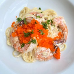 สปาเก็ตตี้ครีมซอสไข่กุ้ง