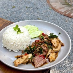 ข้าวกะเพรา3หมู