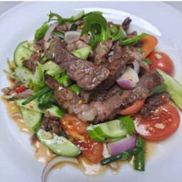 ยำเนื้อย่าง