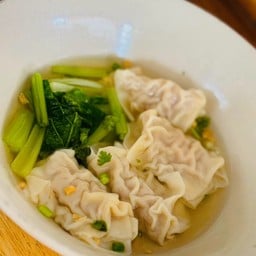 🥟เกี๊ยวหมูปั้นสด (น้ำใส-ต้มยำ)