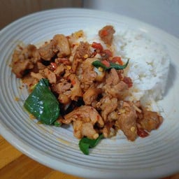 กะเพราเนื้อ
