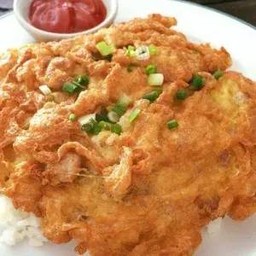 ข้าวราดไข่เจียวหมูสับ2ใบพริกน้ำปลาสด