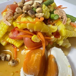 ตำข้าวโพดไข่เค็ม