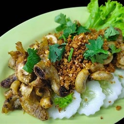 ใส้ตันทอดกระเทียม