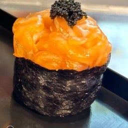 ซูชิแซลมอนฟลาวเวอร์