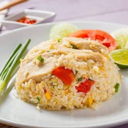 พิเศษ ข้าวผัดไก่...หอมๆ