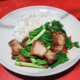 ข้าวคะน้าหมู