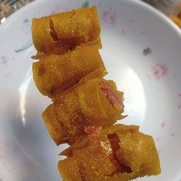 เกี๊ยวไส้กรอก