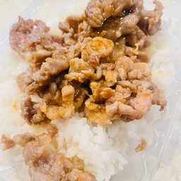 ร้านลับหลังเขา กะเพรา3พริก